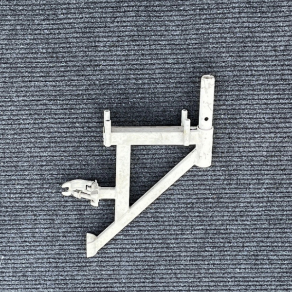 Kupplungskonsole mit Rohrverbinder 0.30 m, gebraucht 