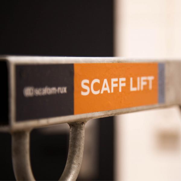 Scaff Lift Schwenkarm für Aufzugsrolle, 180° schwenkbar, für Lasten bis 50 kg 